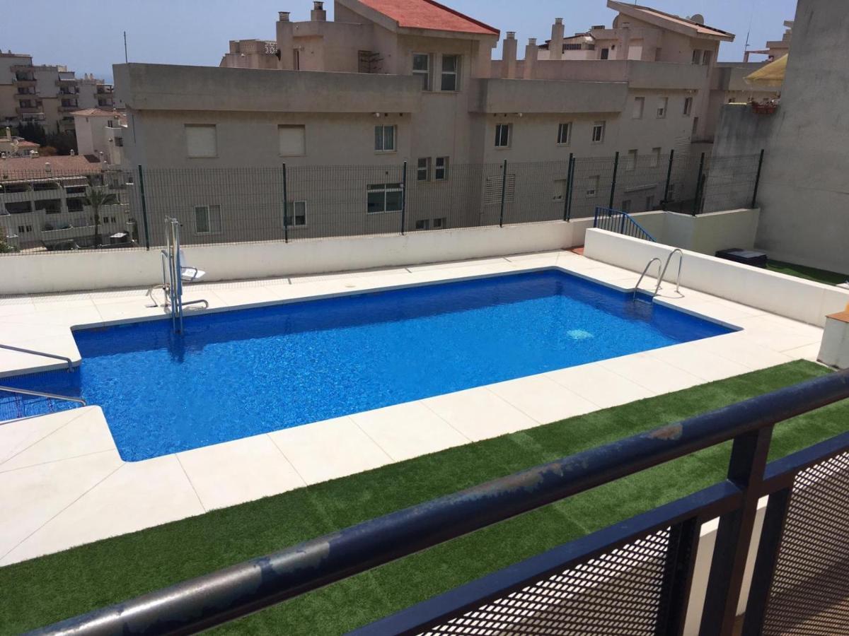 Апартаменти Faro12 Playa & Piscina & Parking Privado Бенальмадена Екстер'єр фото