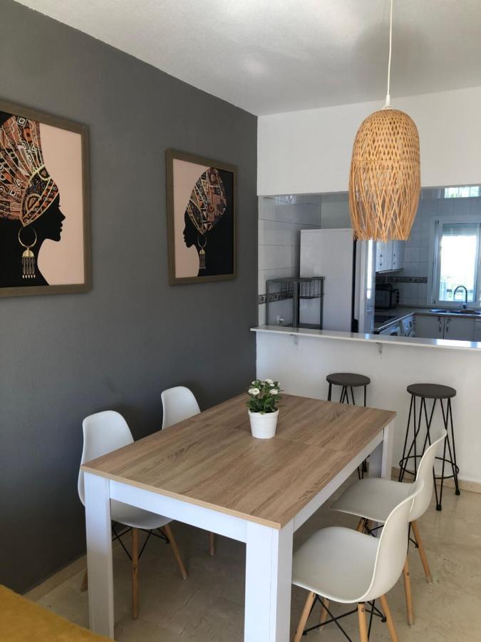 Апартаменти Faro12 Playa & Piscina & Parking Privado Бенальмадена Екстер'єр фото