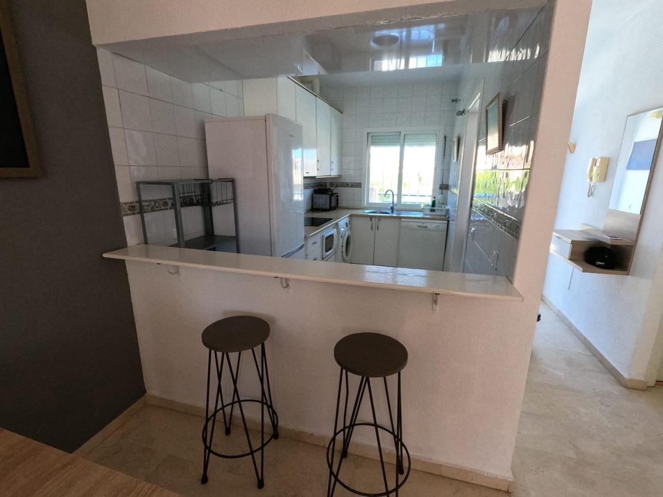 Апартаменти Faro12 Playa & Piscina & Parking Privado Бенальмадена Екстер'єр фото