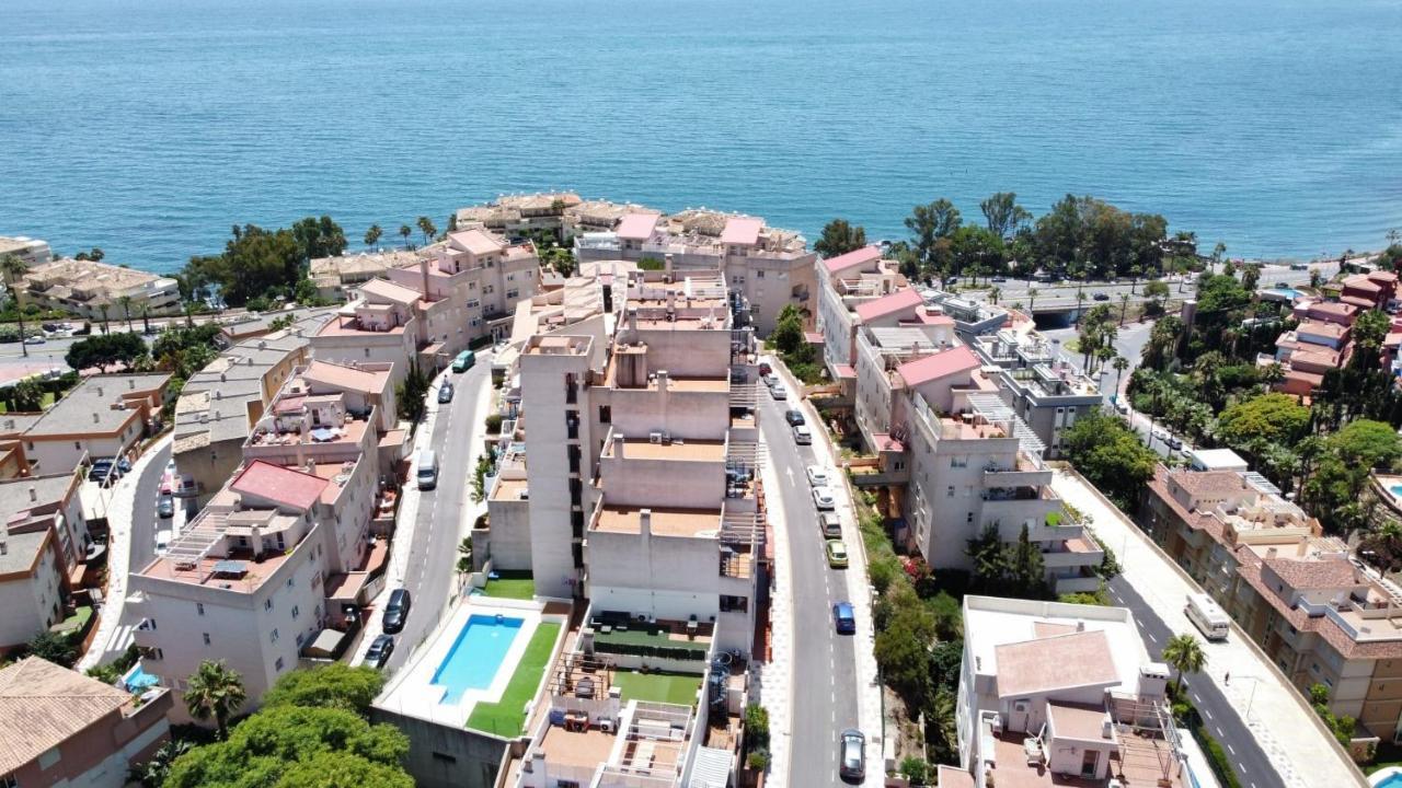 Апартаменти Faro12 Playa & Piscina & Parking Privado Бенальмадена Екстер'єр фото