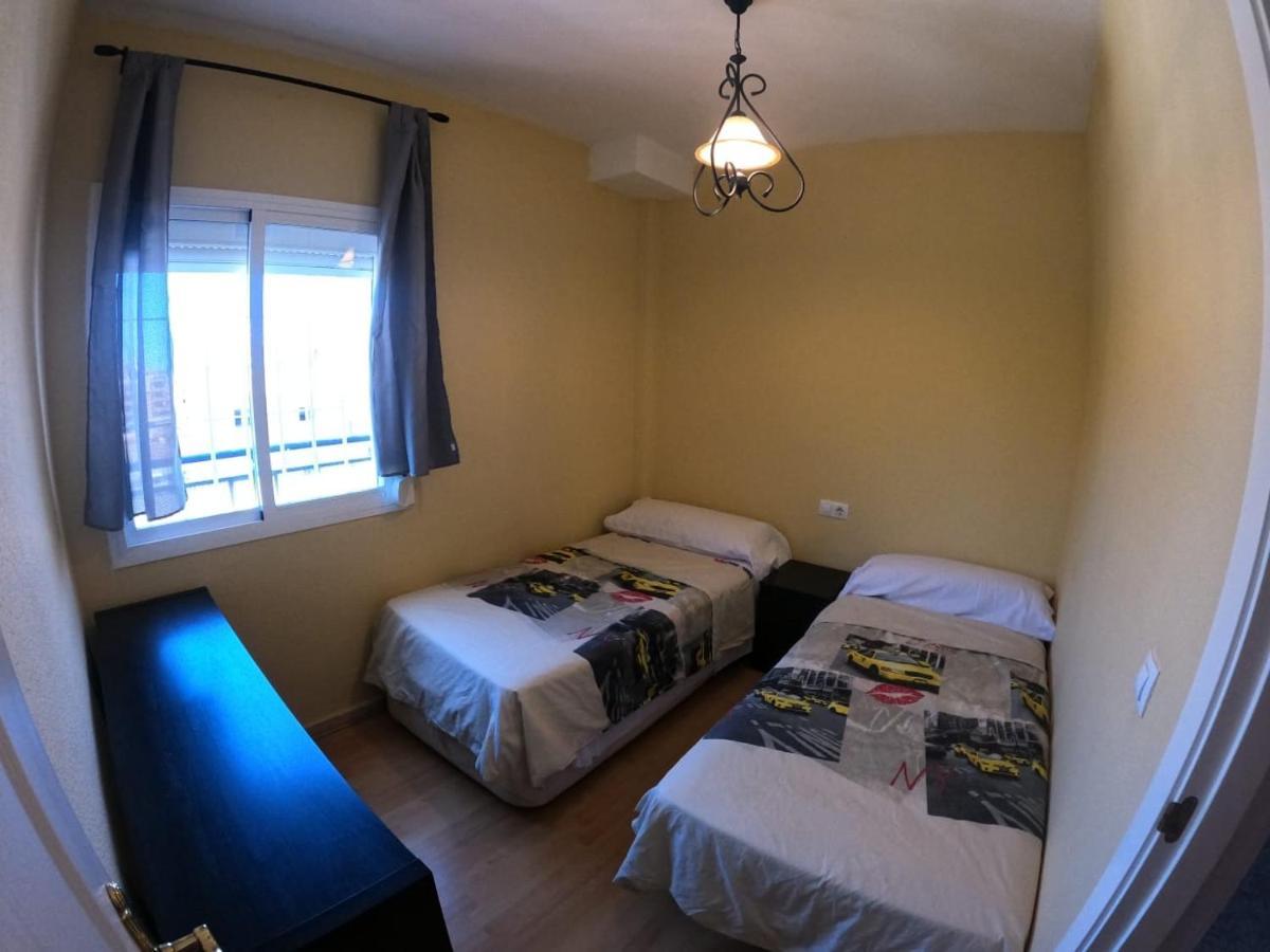 Апартаменти Faro12 Playa & Piscina & Parking Privado Бенальмадена Екстер'єр фото